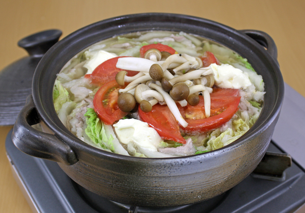 白菜と豚肉のトマトチーズ鍋